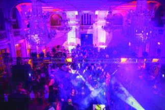 Baile de Máscaras será neste sábado no Palace Casino