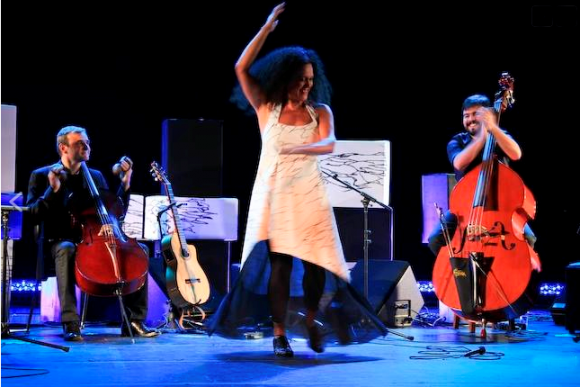 Cantora Ceumar Coelho fará show na Estação Mogyana (Fepasa), às 10h