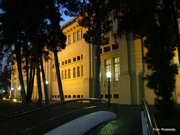 As Thermas Antônio Carlos são o principal balneário de Poços de Caldas.