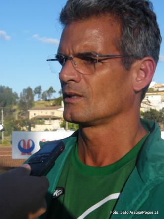Eugênio Souza é o novo técnico do time. 