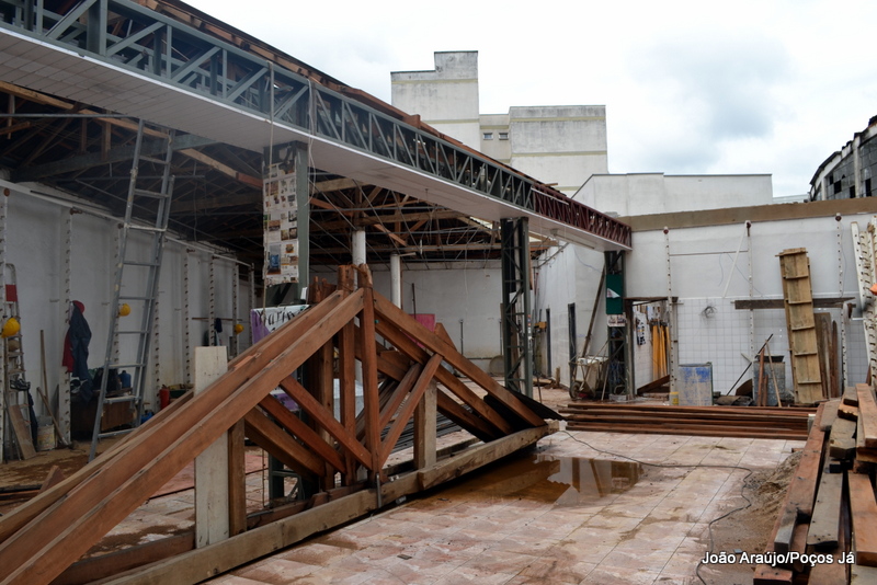 Imóvel está sendo reformado e não há prazo para conclusão da obra.