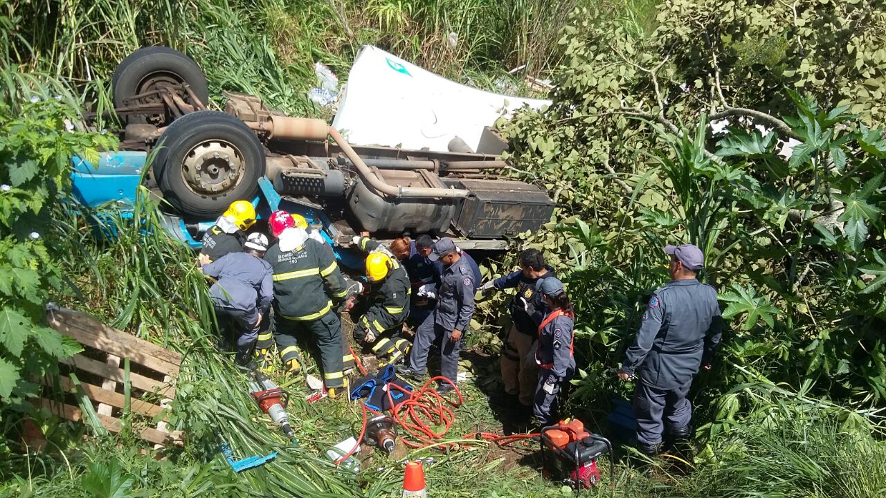 Acidente deixa uma pessoa morta na Serra do Selado Acidente deixa uma pessoa morta na Serra do Selado